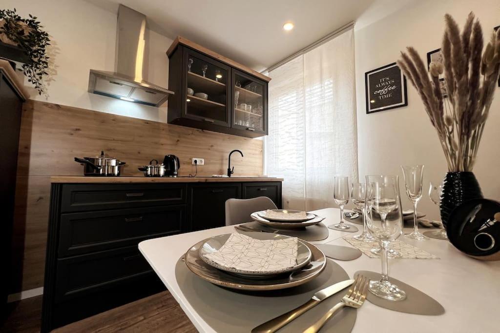 Ar Apartments III I 4 Pers I Modern I Schillerapartment رودولشتات المظهر الخارجي الصورة