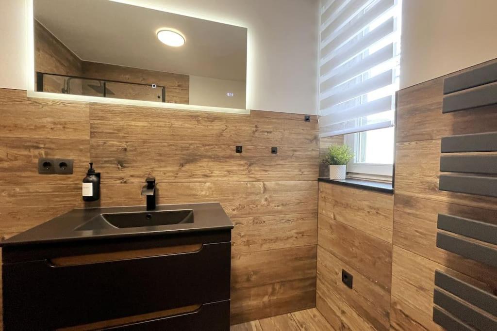 Ar Apartments III I 4 Pers I Modern I Schillerapartment رودولشتات المظهر الخارجي الصورة